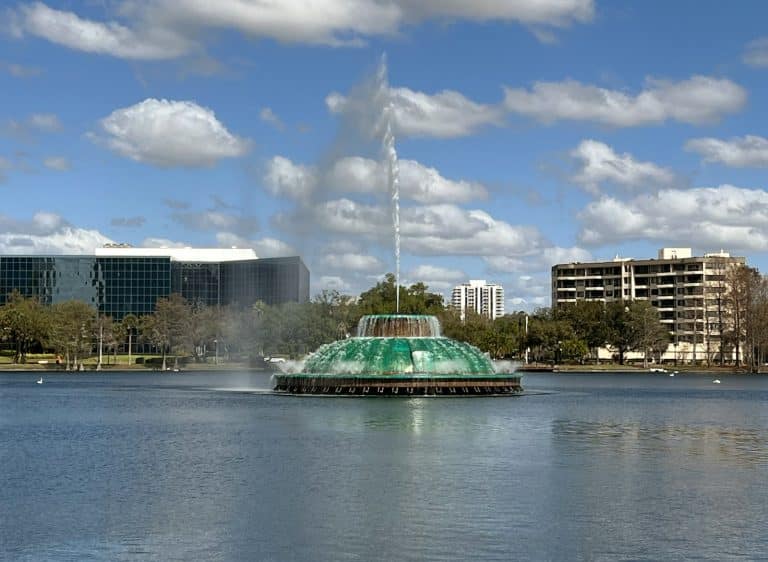 Lake Eola fountain in downtown Orlando